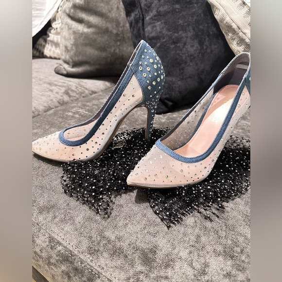 Perfect denim rhinestone e bling heels New without tag or box - Picture 5 of 6
